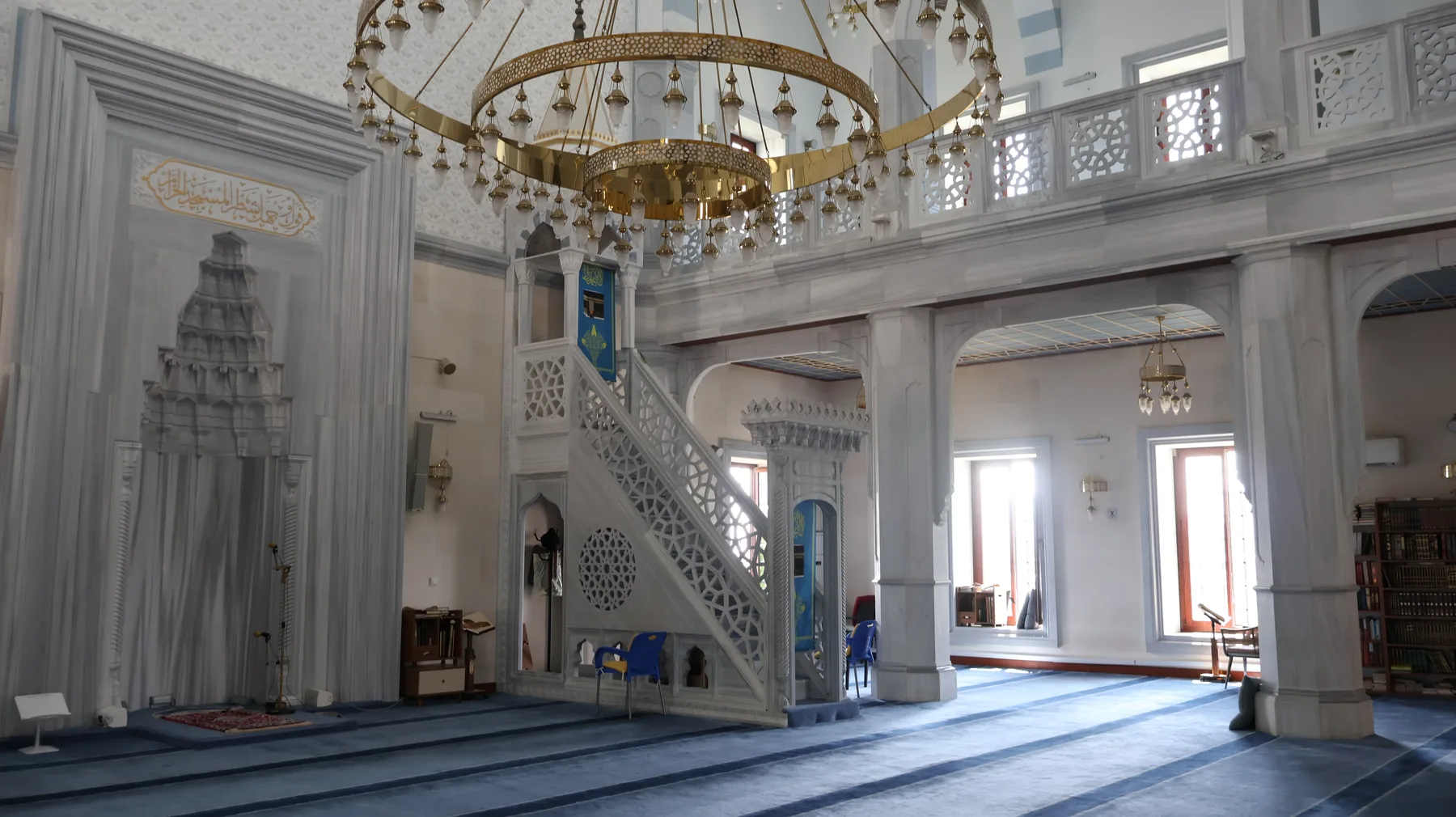 Five prayers a day, led by our imam Ali Sağ, in a hall that holds 600.