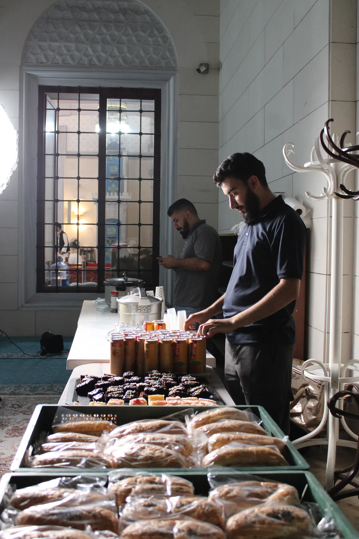 Volunteers put tea out after the evening lectures so people stay on and talk.